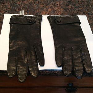 Joan Harper Vegan Leather Gloves.